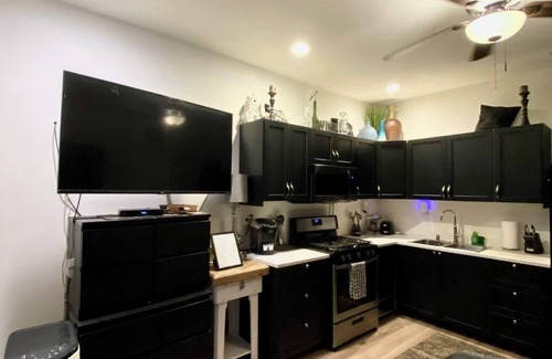 Mesa Verde Apartment | Nevada Oasis Retreat