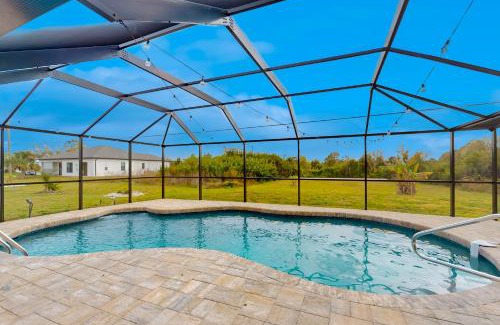 Englewood East House | Neverending Paradise