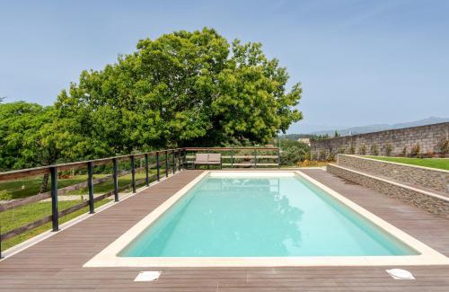 Bico House | Neves House - Pool With Stunning Montain View