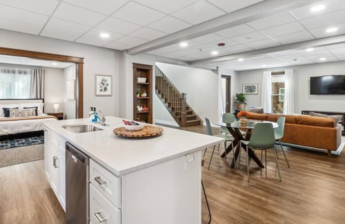 Ames Apartment | NEW! 1.5 blocks to ISU! 2 Bed with Office, Parking