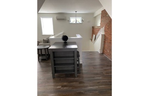 Lancaster Apartment | New 1 Bedroom Apartment with Parking 5