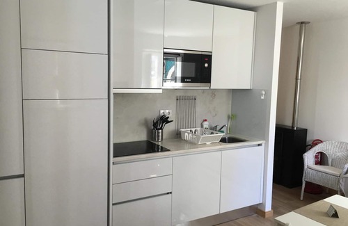 Sesimbra Apartment | New 1 bedroom apartment for holidays 150 meters from the beach