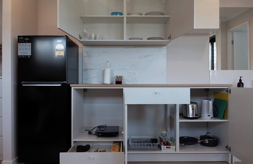Wynnum Apartment | New 1 bedroom micro apartment for 2