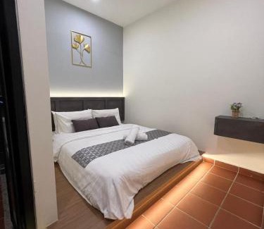 Jonker Walk House | New! 1min to JonkerStreet TangHouse's Hotel Melaka 鸡场街