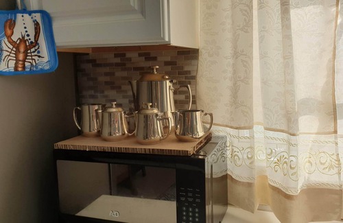 George Town Villa | New 2 bed 2 bath Villa - near George Town and minutes from the beach!