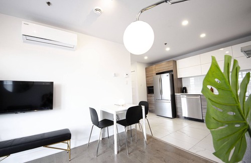 Cote-Des-Neiges—Notre-Dame-De-Grace Apartment | NEW 2 lux bedrooms*Stunning Terrace*Gym*