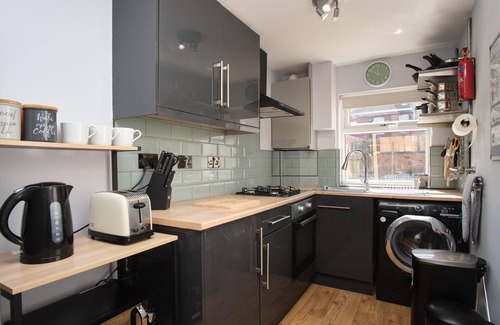 Loughborough Cottage | NEW 2BD Victorian Terraced House Loughborough
