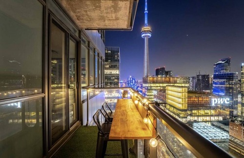 Downtown Toronto Condo | NEW! 2BR + 2BA + Parking - Toronto Harbourfront