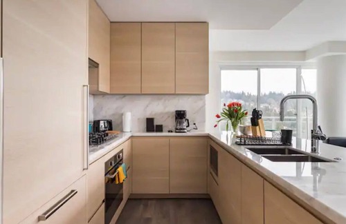 Port Moody Apartment | New 2BR Suite w/Parking, AC, Gym, Ocean View Port Moody , 5 min walk to skytrain