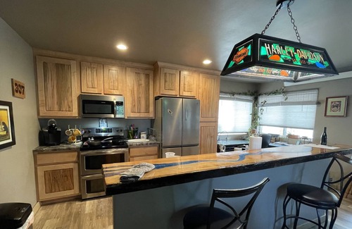 Dayton Apartment | New 2nd story Apartment minutes from Big Horn Mountains