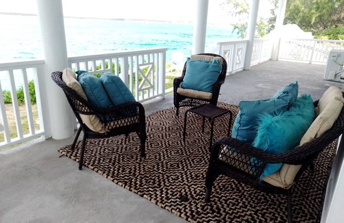 Black Point Villa | New 3-bed oceanview villa, Black Point, Exuma near Staniel, AC, Wifi boat access