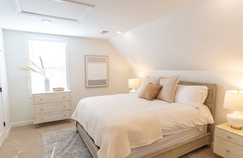 Jackson House | New - 3 Bedroom Downtown Escape