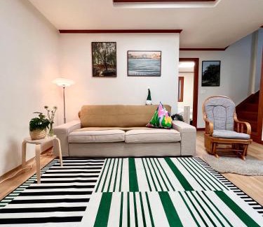 Pukkajwail-tong Apartment | [New!] 3BR & 2Bath for big group