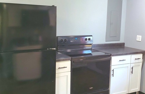 Kerr Cottage | *NEW* 3BR Modern FARMdominium