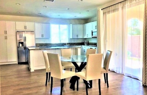 Lake Forest House | New 4 Bedroom House Close to Irvine Spectrum! Resort Style Living!
