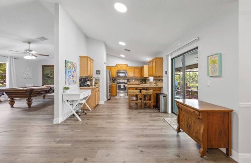 Palm Bay House | New! 4 Bedroom w/Private Heated Pool! Pool Table! 4 TVs
