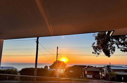 Terrigal House | New 5 Bed Terrigal Home with Pool, Games Room and Ocean Views. 700m to Beach.