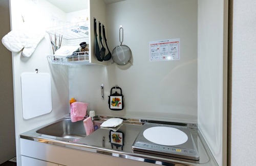 Higashi House | ★ New ★ 6 people room/15 minutes walk from Sapporo Station/WiFi/washing machine/dryer/rental car 5 people or 10 seater cheap