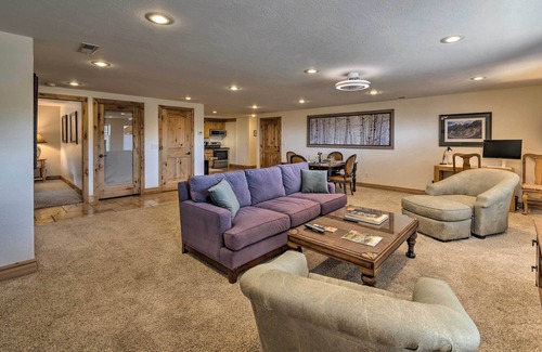 Kamas Apartment | NEW! All-Seasons Kamas Escape: Hot Tub + Mtn View!