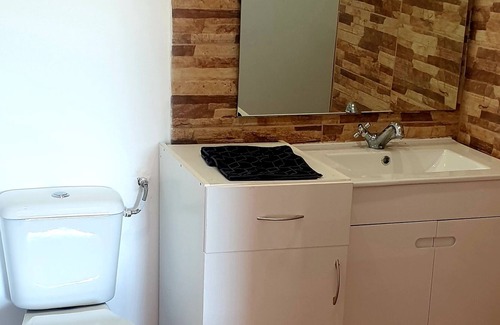 Torres Vedras House | New announcement! Quarto privado Das Portelinhas