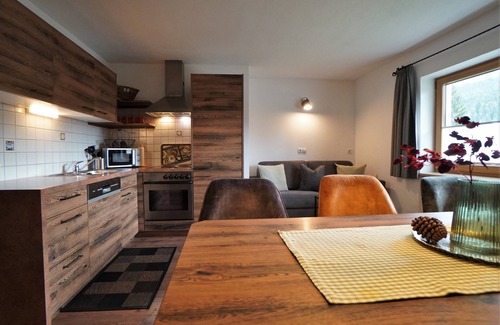 Ehrwald Apartment | New Apart at the Zugspitze with spa, hot tub, barbecue area, beautiful outdoor area!