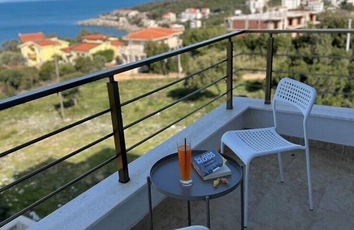 Utjeha Apartment | NEW! Apartment 3 with Pool in Bar, Montenegro