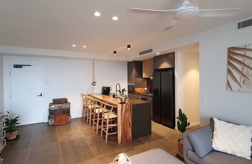 Surfers Paradise Apartment | New apartment, spectacular views day and night. Close to everything!