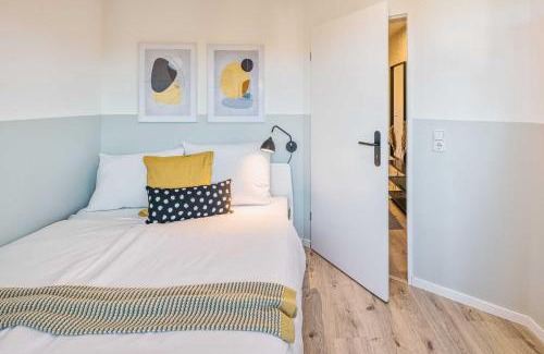 Dresden Apartment | new apartment I cozy I Netflix I WLAN I near airport