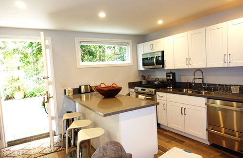 Westwood Apartment | New apartment in heart