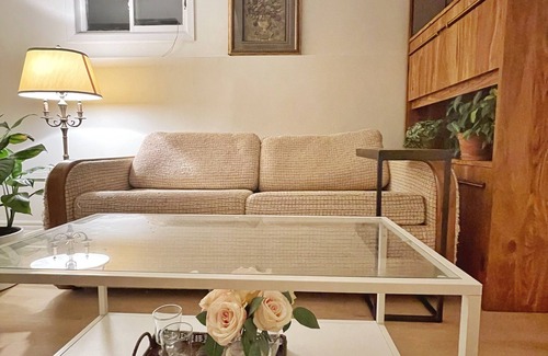 Mavis-Erindale Apartment | New apartment SUPER easy to airport, DT & anywhere