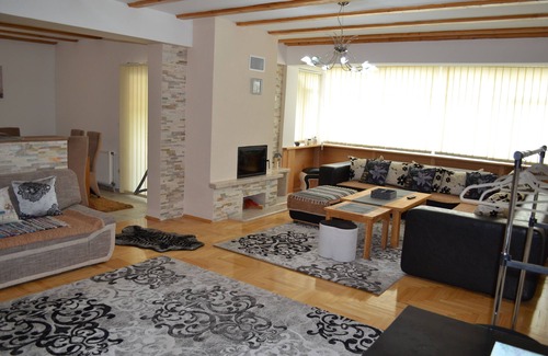 Sarajevo House | New apartment with lovely view, new furniture and toilet, separated entrance....