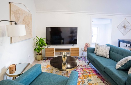 Lewiston Apartment | New Apt with Modern Style- 5 mins from St Mary’s, Central Maine Med, and Bates