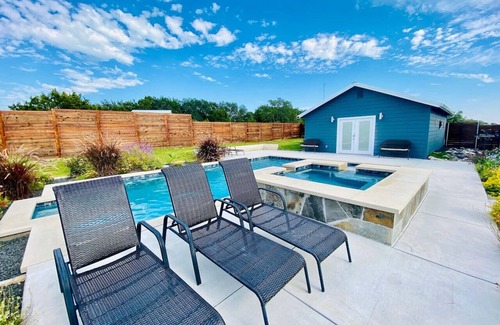 Dripping Springs House | NEW! AUSTIN HILL COUNTRY CHARM! POOL/HOT TUB/VIEWS