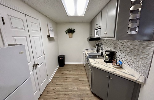 Lawrenceville Apartment | New Basement Apartment in House!