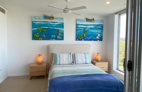 Buddina Apartment | NEW BEACH Luxury 3B 2B unit - Ocean Views - 250m 2 BUDDINA BEACH!