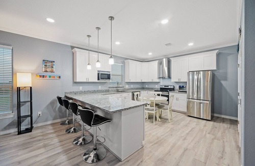 Surfside Beach House | New Beachfront Oasis - Lots of Amenities!