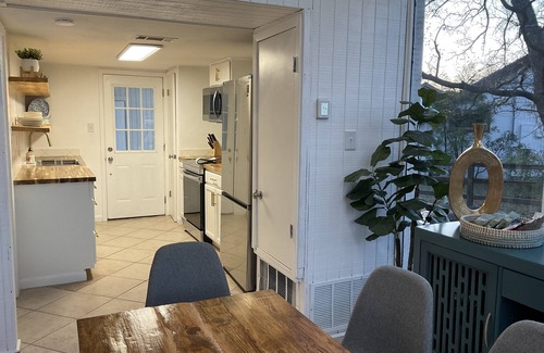 Horseshoe Bay House | NEW! Beautifully renovated familyand pet friendly duplex!