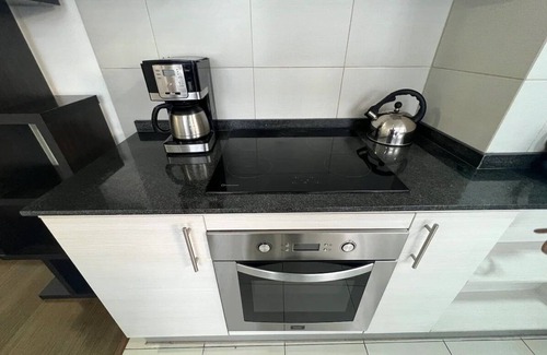 Financial District Apartment | New! Best Location Quicentro Lacarolina 2bed Wifi 3C