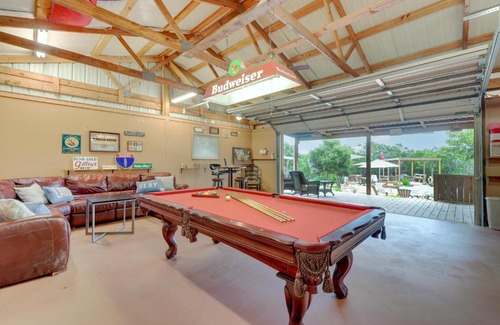 New Braunfels House | New Braunfels Home with Pool 2 Mi to Guadalupe River