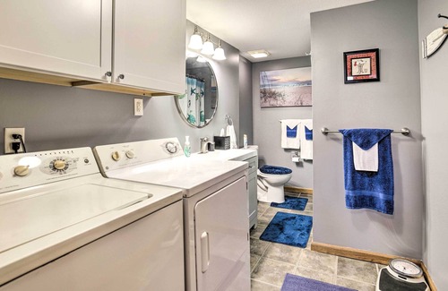 Brooklyn Cottage | NEW! Bright Brooklyn Abode w/ Deck, Grill & Views!