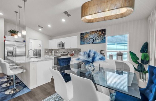 Ocala House | NEW! Bright & Charming 4BR Home in Ocala