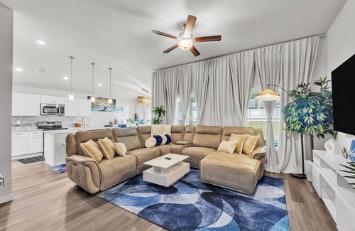 Ocala House | NEW! Bright & Charming 4BR Home in Ocala