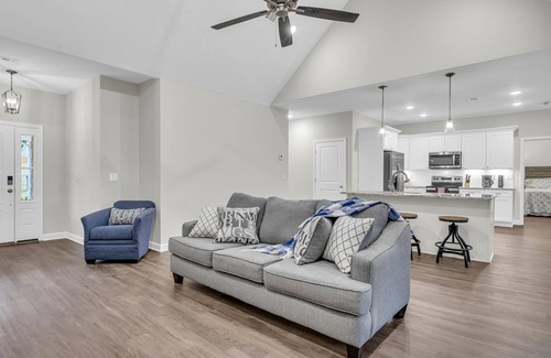 Pheba House | New Build | Close to MSU | Perfect for Families