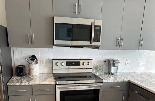 Old Fourth Ward Apartment | New Building Downtown Atlanta Cozy Condo