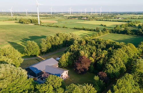Norstedt House | New building with historic charm and a large garden, centrally located between the North Sea and the Baltic Sea