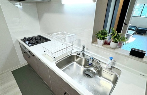 Higashinari House | NEW! [Built in 2024, newly built house for rent/free parking] Conveniently located 8 minutes to Namba by train! Excellent access to Osaka, Kyoto and Nara!