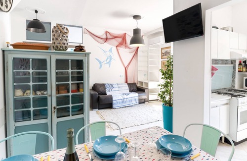 Bordighera Apartment | New "Casa del pescatore" recently restored, Wi-fi Air conditioning