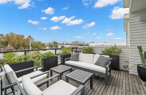Historic Ybor House | NEW! Casa Monte Cristo - Upscale Ybor Townhome
