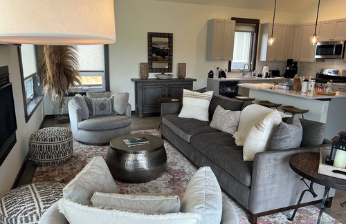 Four Corners Condo | New, Centrally Located, Awesome 3 Bedroom Townhome in big sky Bozeman Montana!