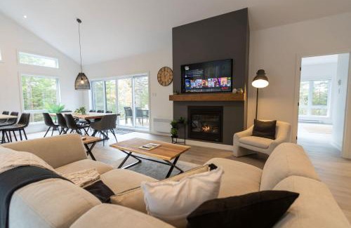 Argenteuil Regional County Municipality House | New chalet with spa and sauna - Le NaturOzen